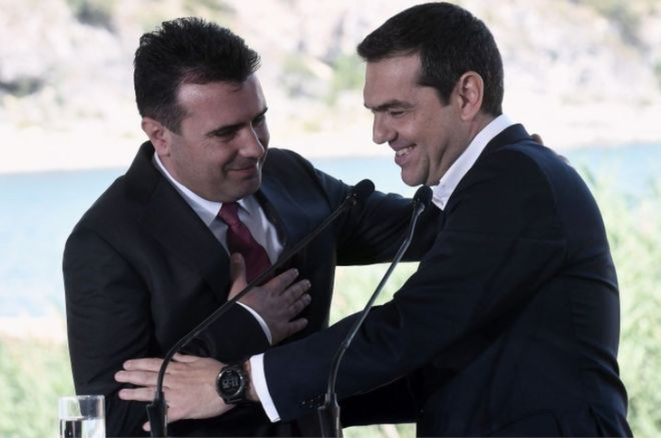 Hi Lạp và Macedonia ký thỏa thuận lịch sử về tên Macedonia - Ảnh 1.