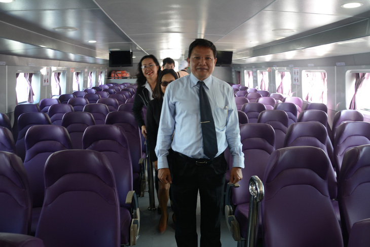 Thêm chuyến tàu khách đến đảo Phú Quý - Ảnh 2.