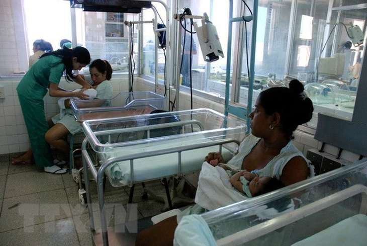 Tỷ lệ trẻ sơ sinh tử vong ở Cuba lần đầu tiên giảm xuống dưới 0,4% - Ảnh 1.