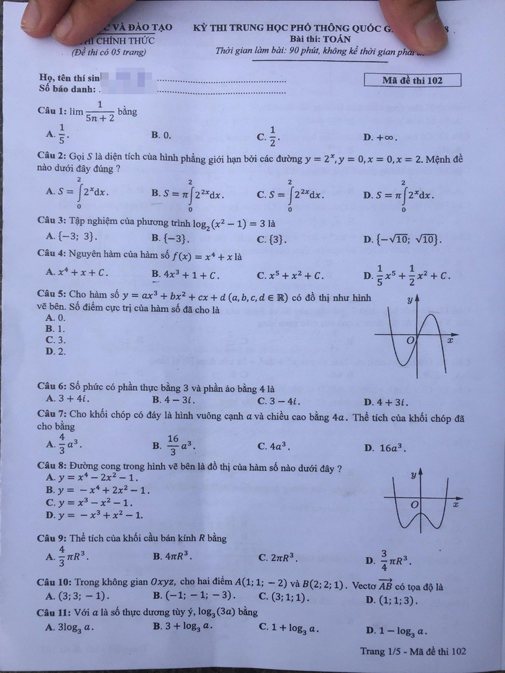 Thí sinh than đề thi toán THPT quốc gia dài và khó, nhiều em bật khóc - Ảnh 12.