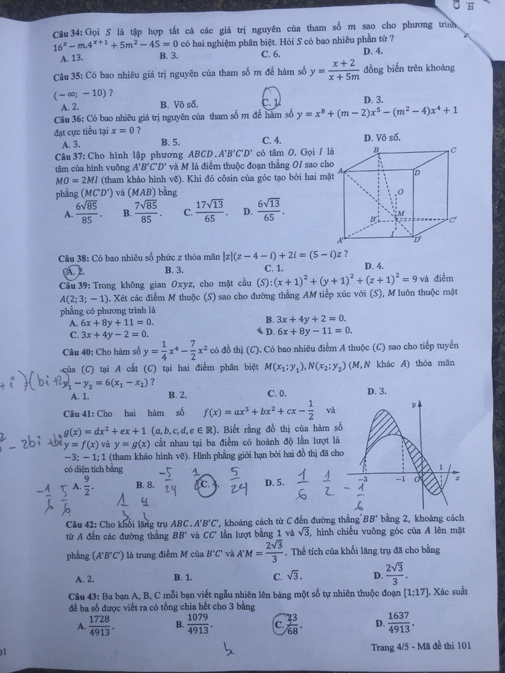 Thí sinh than đề thi toán THPT quốc gia dài và khó, nhiều em bật khóc - Ảnh 10.