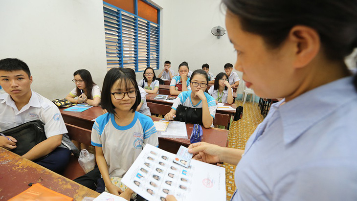 Những đề thi siêu ngắn - Ảnh 3.