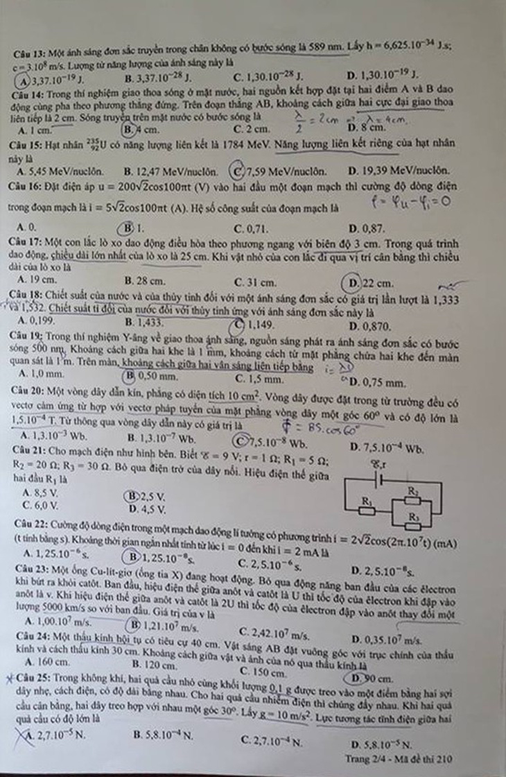 Xem đề vật lý THPT quốc gia: hỏi nhiều về điện, có kiến thức lớp 11 - Ảnh 2.