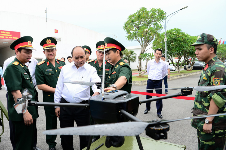 Thủ tướng: Đất nước cần nhiều doanh nghiệp như Viettel hơn nữa - Ảnh 1.