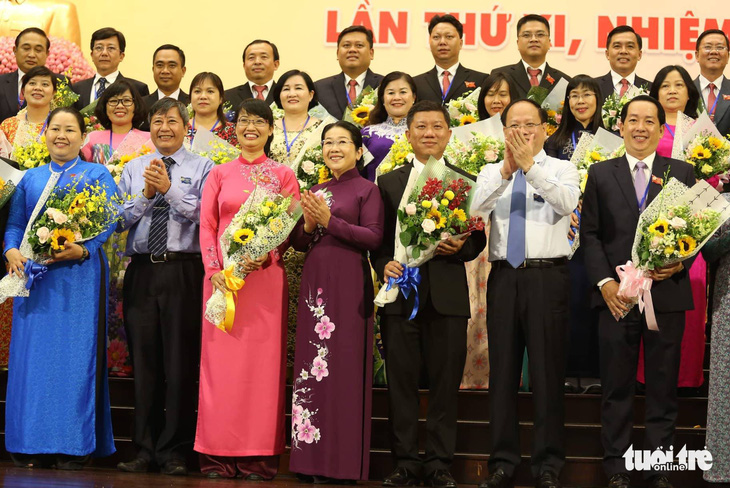 Bà Trần Thị Diệu Thúy tái đắc cử chủ tịch Liên đoàn lao động TP.HCM - Ảnh 2.