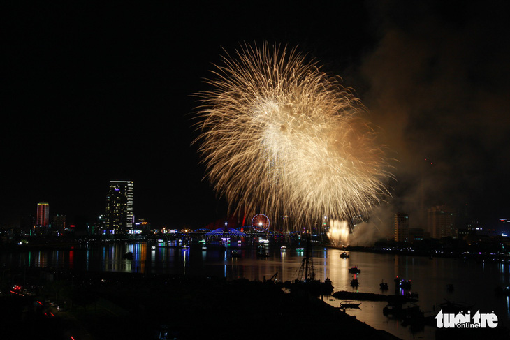 Ý chiến thắng lễ hội pháo hoa quốc tế Đà Nẵng 2018 - Ảnh 5.