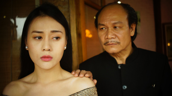 Phim đề tài gái mại dâm Quỳnh Búp bê: Diễn viên bầm dập - Ảnh 6.