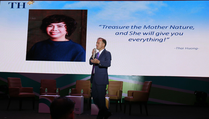 Bà Thái Hương được vinh danh Lãnh đạo doanh nghiệp có trách nhiệm xã hội - Ảnh 2.