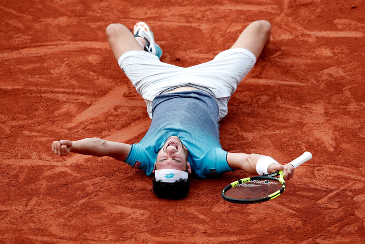 Cecchinato loại Djokovic ở tứ kết Roland Garros - Ảnh 1.