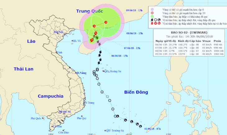 Bão Ewiniar vào Lôi Châu, Trung Quốc, bắc Biển Đông mưa dông lớn - Ảnh 1.