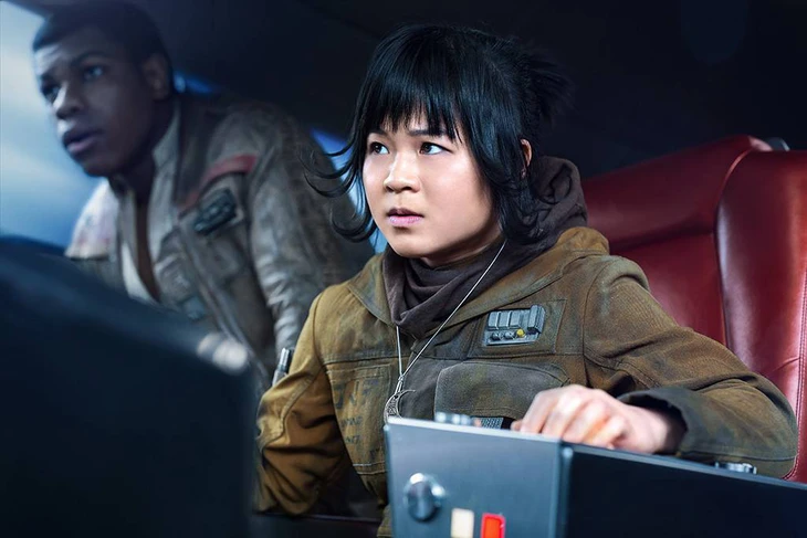 Nữ diễn viên gốc Việt xoá Instagram vì bị fan Star Wars quấy rối - Ảnh 3.