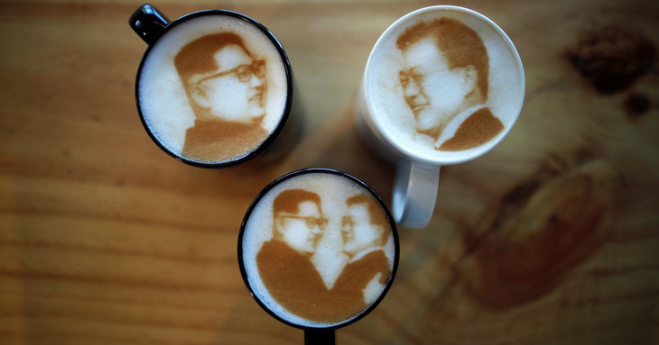 Cơn sốt ‘cà phê Kim Jong Un’ tại Hàn Quốc - Ảnh 1.