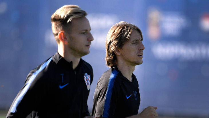 Modric và Rakitic - quái vật hai đầu nguy hiểm của Croatia - Ảnh 2.