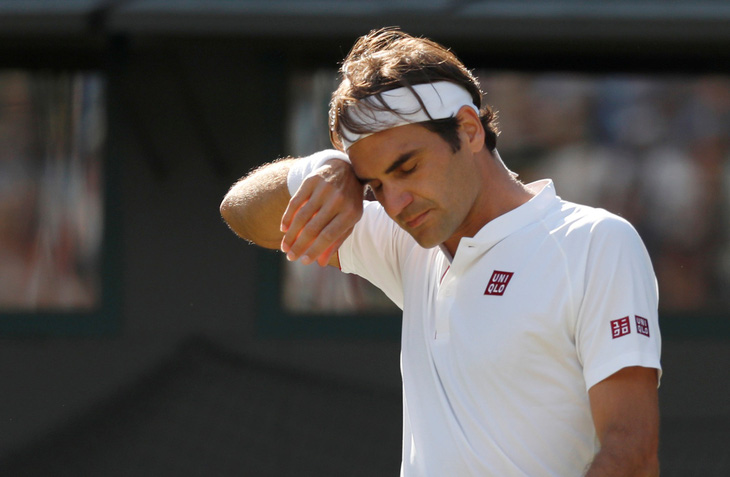 Federer thua trong ngày cổ động viên muốn về xem World Cup - Ảnh 1.