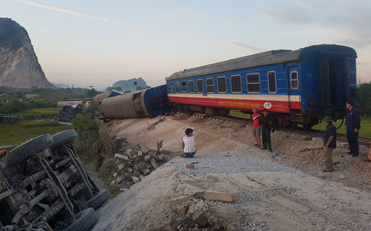 Cục trưởng Đường sắt nhận... phê bình sau các tai nạn tàu hỏa