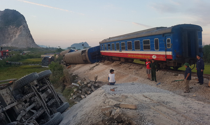 Cục trưởng Đường sắt nhận... phê bình sau các tai nạn tàu hỏa - Ảnh 1.