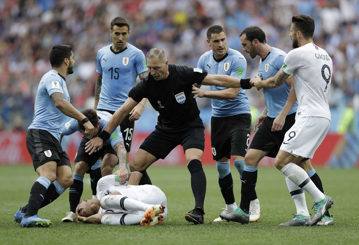 Cựu diễn viên Argentina bắt chính trận chung kết World Cup 2018 - Ảnh 2.