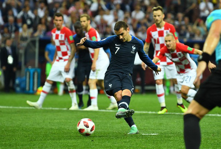 Thắng Croatia, Pháp vô địch World Cup sau 20 năm - Ảnh 1.