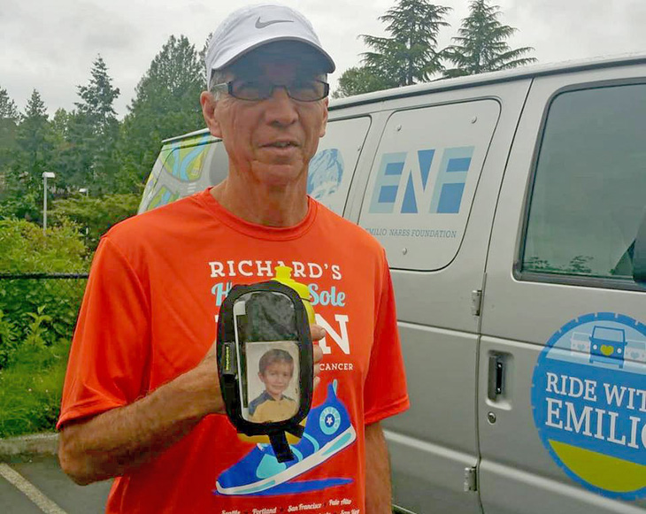 65 tuổi chạy 2.900 km vì bệnh nhi ung thư - Ảnh 1.