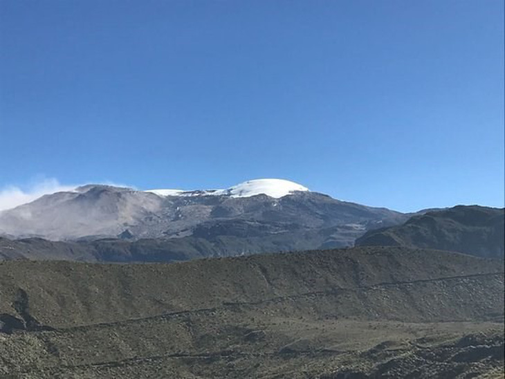 Gần 1/5 lớp băng bao phủ các đỉnh núi của Colombia tan chảy - Ảnh 1.