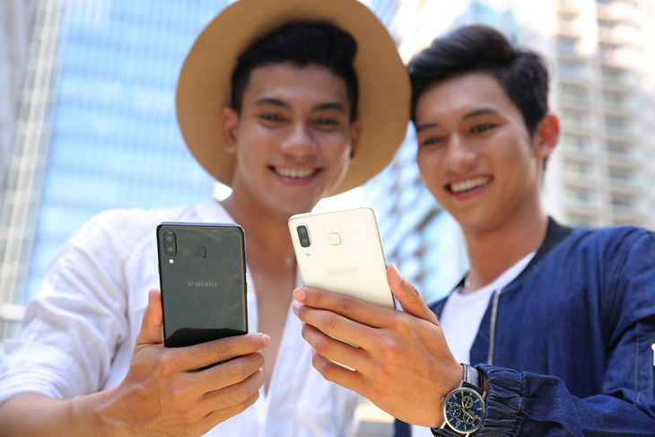 Galaxy A8 Star: Smartphone cận cao cấp vừa ra mắt có gì đáng chú ý - Ảnh 3.
