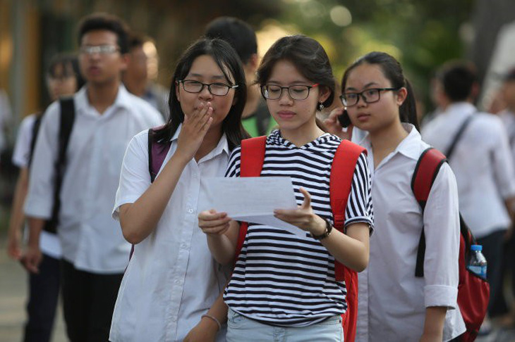 Trường tư tung quái chiêu tuyển sinh lớp 10, phụ huynh khóc ròng - Ảnh 1.