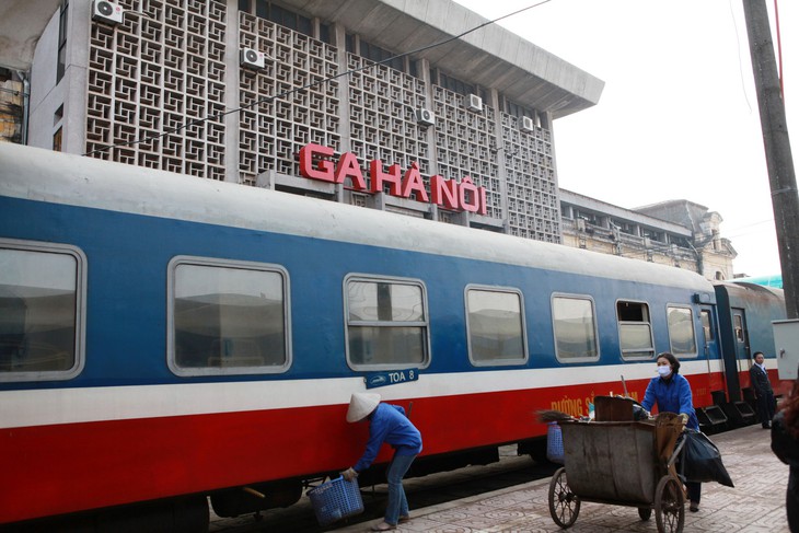 Đề nghị trợ giá để chạy lại 3 tuyến tàu khách thua lỗ - Ảnh 1.