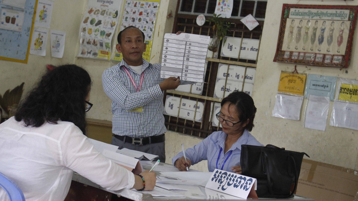 Bầu cử Quốc hội Campuchia: thắng lợi kép của CPP - Ảnh 2.