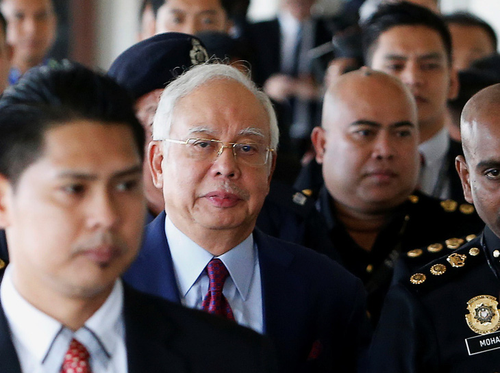 Cựu thủ tướng Malaysia phải nộp 1 triệu ringgit để được tại ngoại - Ảnh 1.