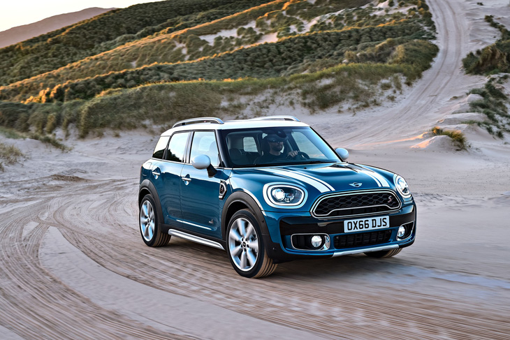 THACO tặng 50% lệ phí trước bạ khi mua xe MINI Countryman - Ảnh 2.