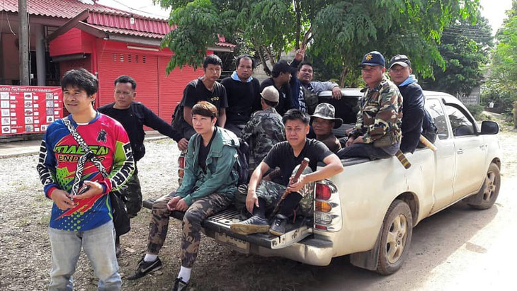 Thợ săn tổ yến đổ về hang Tham Luang cứu đội bóng Thái Lan - Ảnh 3.