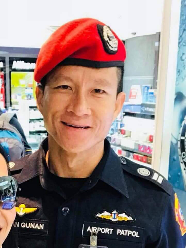 Xuyên đêm cứu đội bóng Thái Lan, một thành viên cứu hộ thiệt mạng - Ảnh 2.
