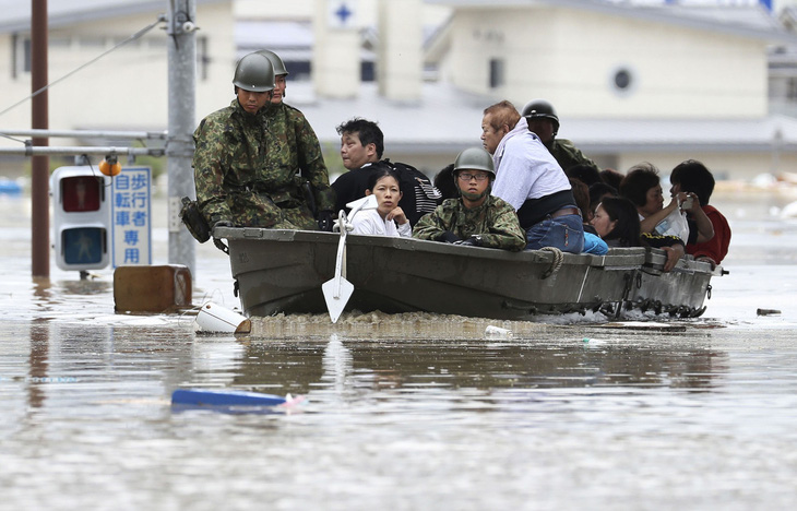 Ít nhất 76 người chết vì mưa lớn ở Nhật - Ảnh 3.
