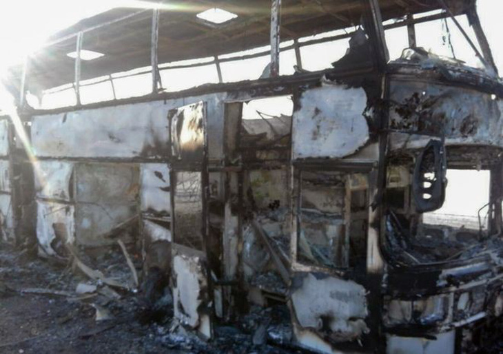 52 công nhân chết thảm trong xe buýt cháy ở Kazakhstan - Ảnh 1.