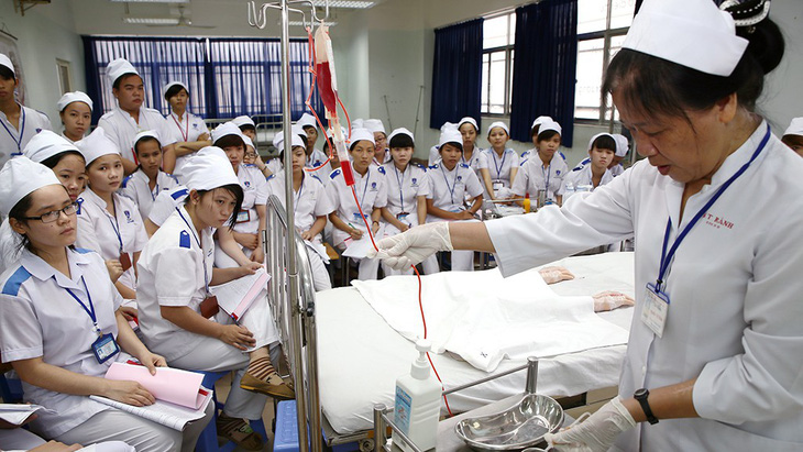 Việt Nam sắp có trường đầu tiên đào tạo tiến sĩ điều dưỡng - Ảnh 1.