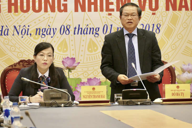 Bộ trưởng Đào Ngọc Dung nhận 50 đơn thư mỗi ngày - Ảnh 2.