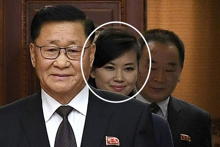 Gương mặt nữ bí ẩn trong đoàn đàm phán của Triều Tiên - Ảnh 1.