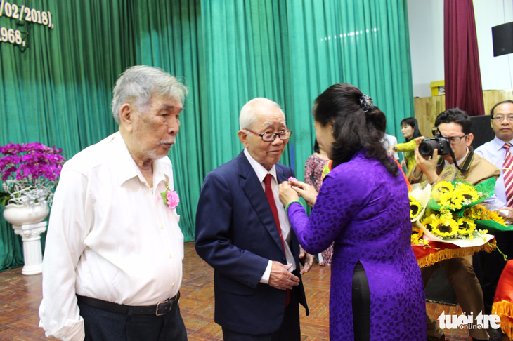 Quận 11 tổ chức Lễ kỷ niệm 88 năm ngày thành lập Đảng cộng sản Việt Nam - Ảnh 2.