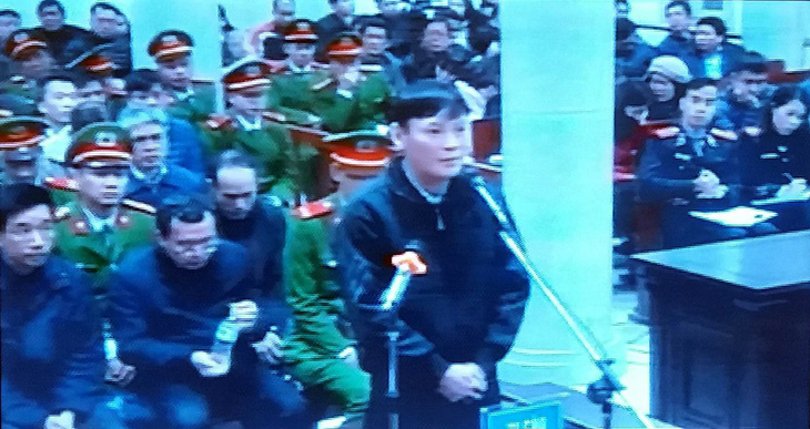 2 túi tiền được chuyển cho ông Trịnh Xuân Thanh qua lái xe - Ảnh 2.