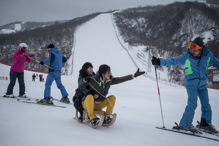 Khu trượt tuyết siêu sang của ông Kim mở cửa cho VĐV Hàn - Ảnh 1.