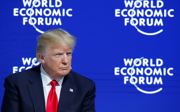 Ông Trump vừa đấm vừa xoa tại Davos