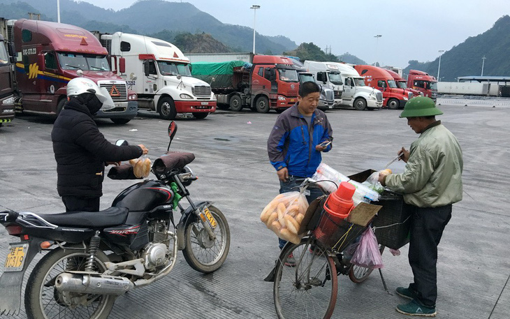 Lái xe container: Đêm ở Pò Chài - Ảnh 4.