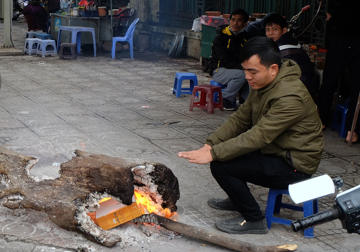 Các tỉnh miền Bắc chạy đua chống rét hại - Ảnh 1.