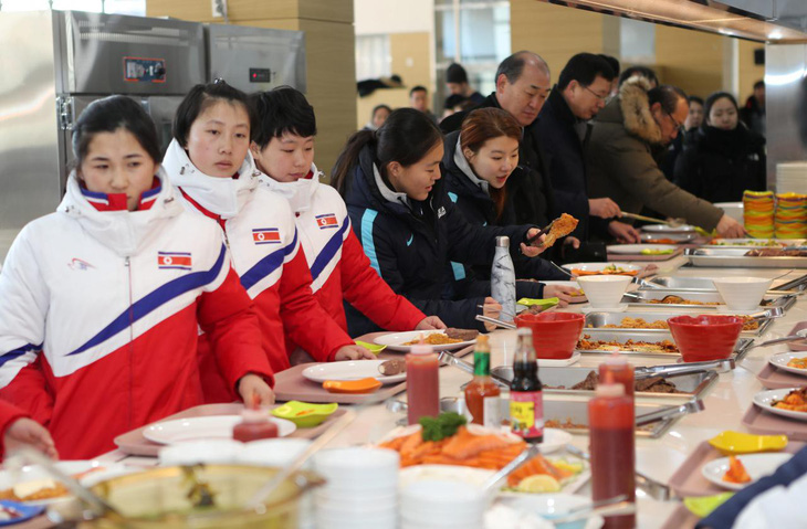 Triều Tiên bất ngờ hủy lịch diễn nhân Olympic tại Hàn Quốc - Ảnh 1.