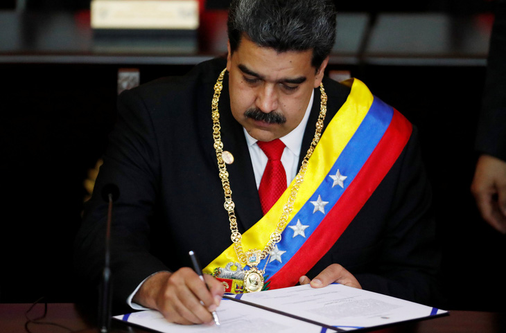  Tổng thống Venezuela tuyên thệ nhiệm kỳ 2 trước bộn bề thách thức - Ảnh 1.