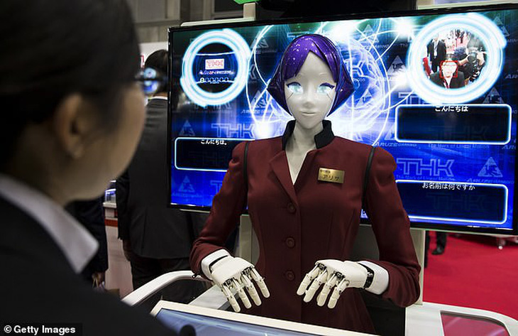 Nhật đưa robot đến ga điện ngầm làm hướng dẫn viên - Ảnh 2.
