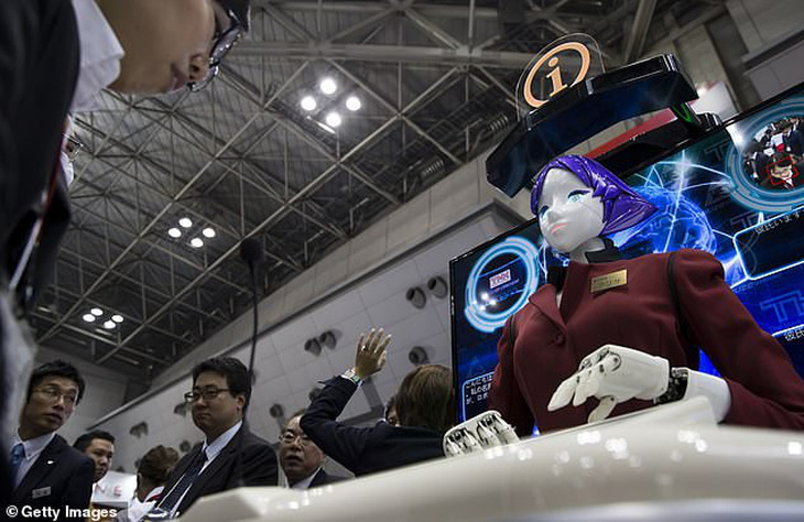 Nhật đưa robot đến ga điện ngầm làm hướng dẫn viên - Ảnh 4.