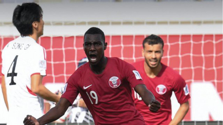 Tiền đạo Qatar lập kỷ lục sau chiến thắng 6-0 trước Triều Tiên - Ảnh 3.