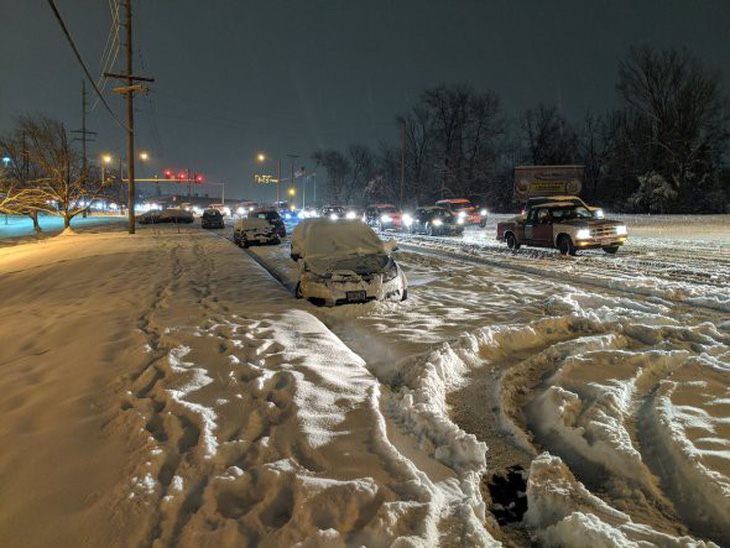 Bảy người thiệt mạng vì bão tuyết ở Mỹ - Ảnh 2.
