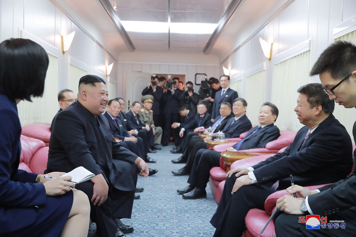 Ông Tập bày tỏ mong muốn thắt chặt quan hệ với Triều Tiên - Ảnh 1.